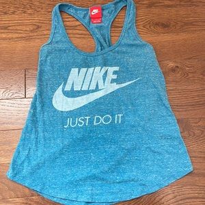 Nike women’s blue workout tank
